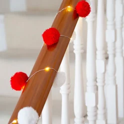 Talking Tables Ltd LED Guirlande Pompoms Rød/Hvid - Oppyntning|Hjem & Husholdning