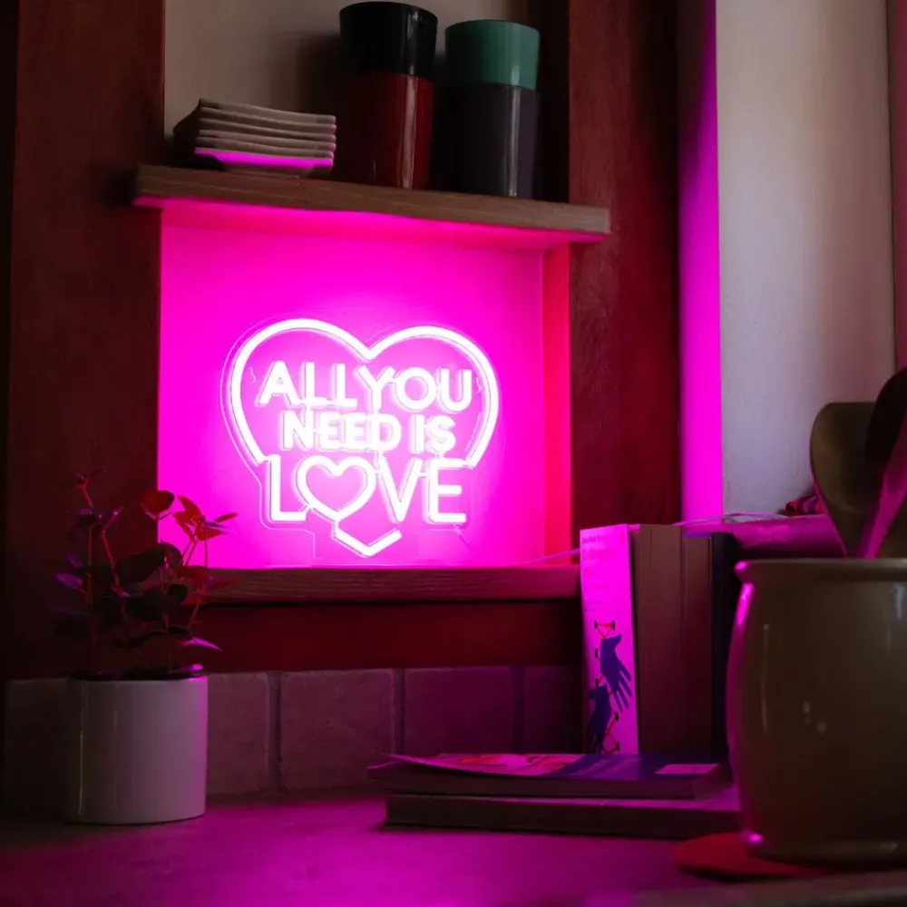 Kidek AB LED-lampe All You Need is Love