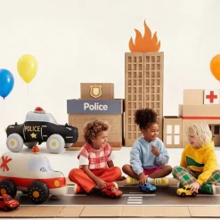 New PartyDeco sp. z o.o. Stående Folieballon Ambulance